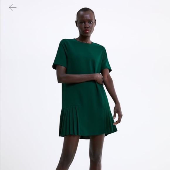 Zara Dresses & Skirts - NWT Zara Green Pleated Dress